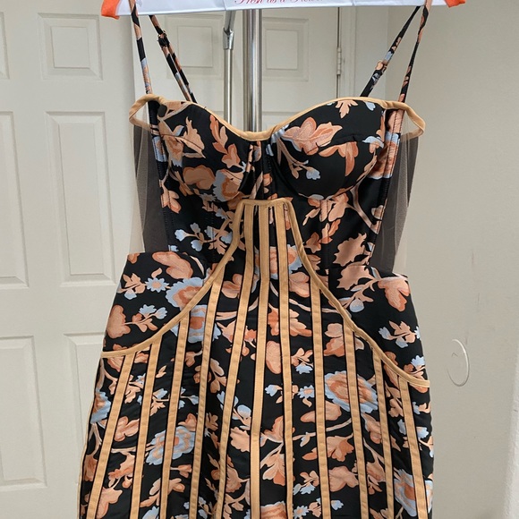 ELIYA THE LABEL

HAZEL DRESS size S - Picture 3 of 8